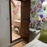 Fell Oda ve Kahvaltı *